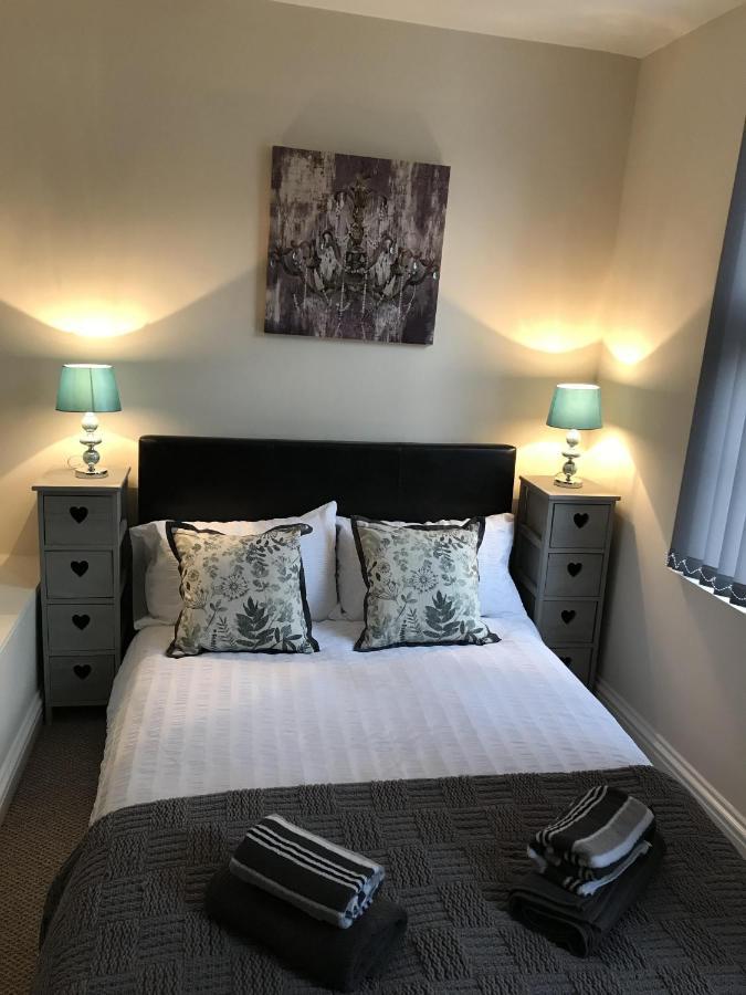 Parliament Hotel Gloucester Bagian luar foto