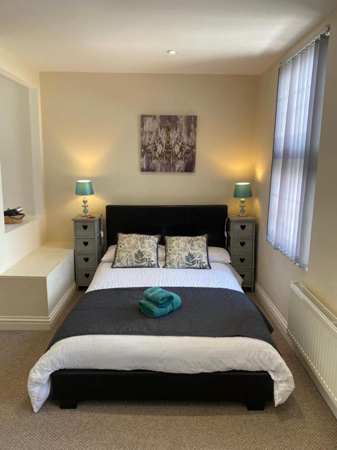 Parliament Hotel Gloucester Bagian luar foto